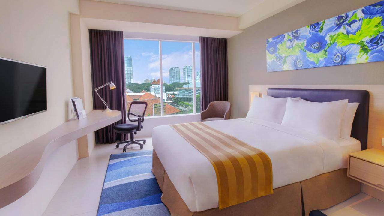 Holiday Inn Express Jakarta International Expo By Ihg Jacarta Exterior foto
