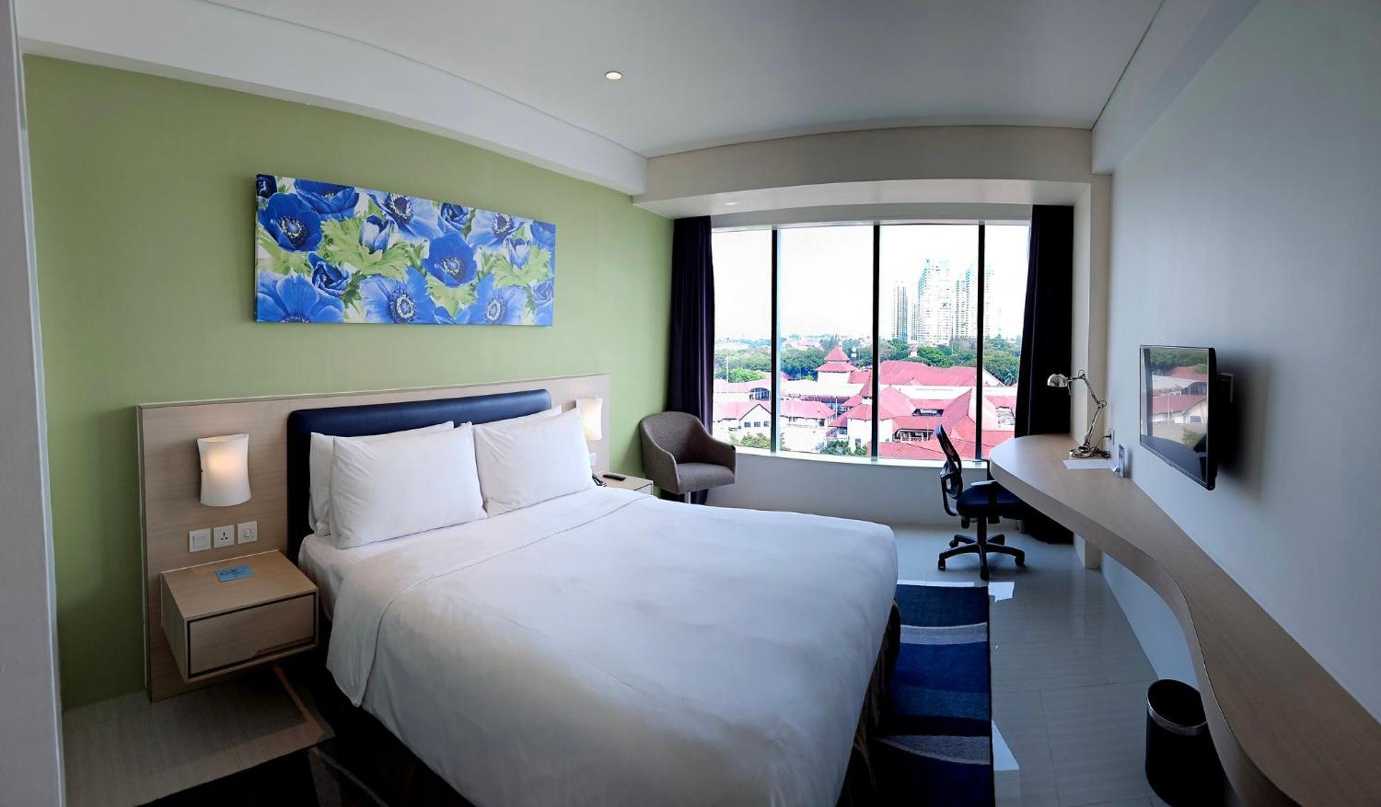 Holiday Inn Express Jakarta International Expo By Ihg Jacarta Exterior foto