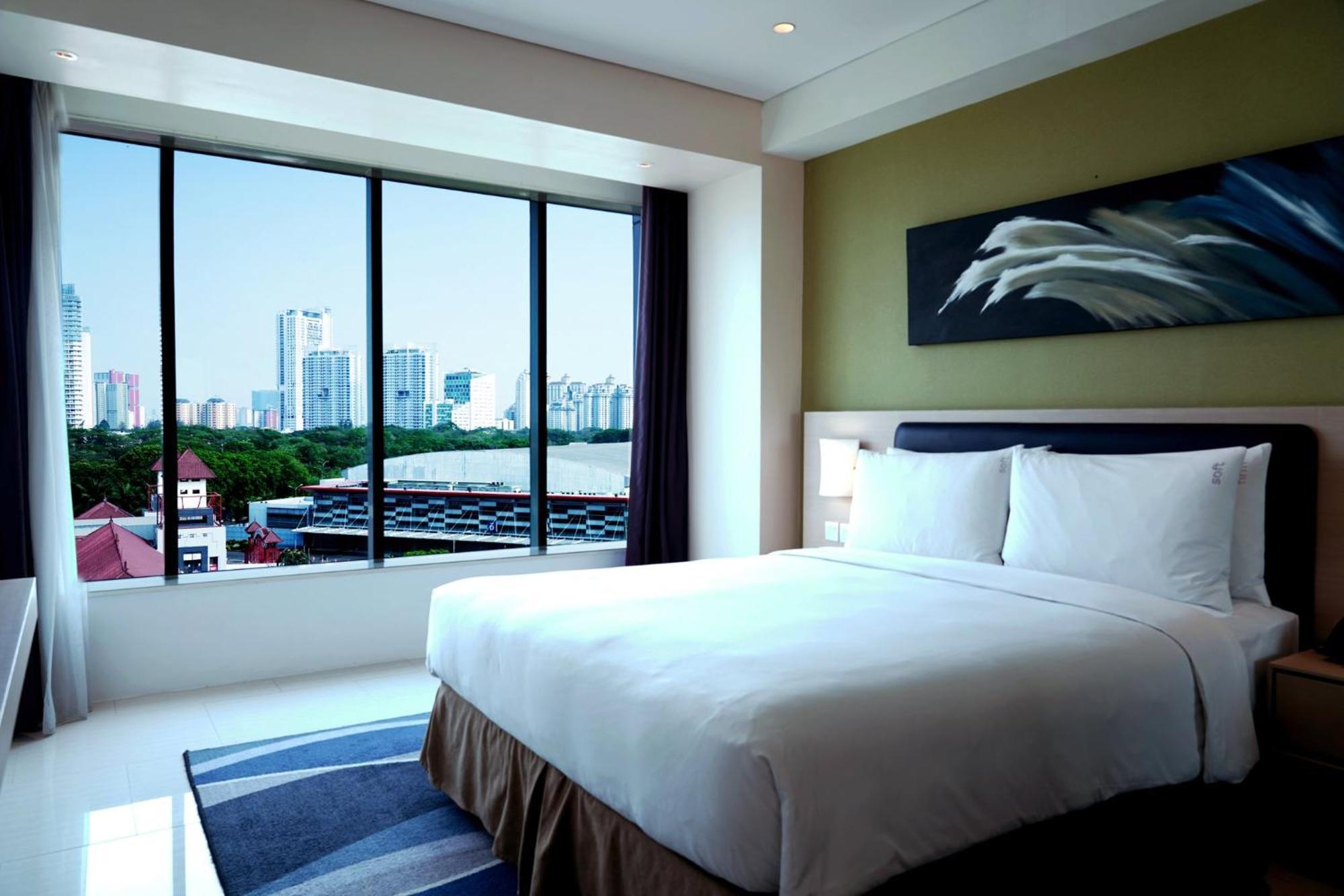 Holiday Inn Express Jakarta International Expo By Ihg Jacarta Exterior foto